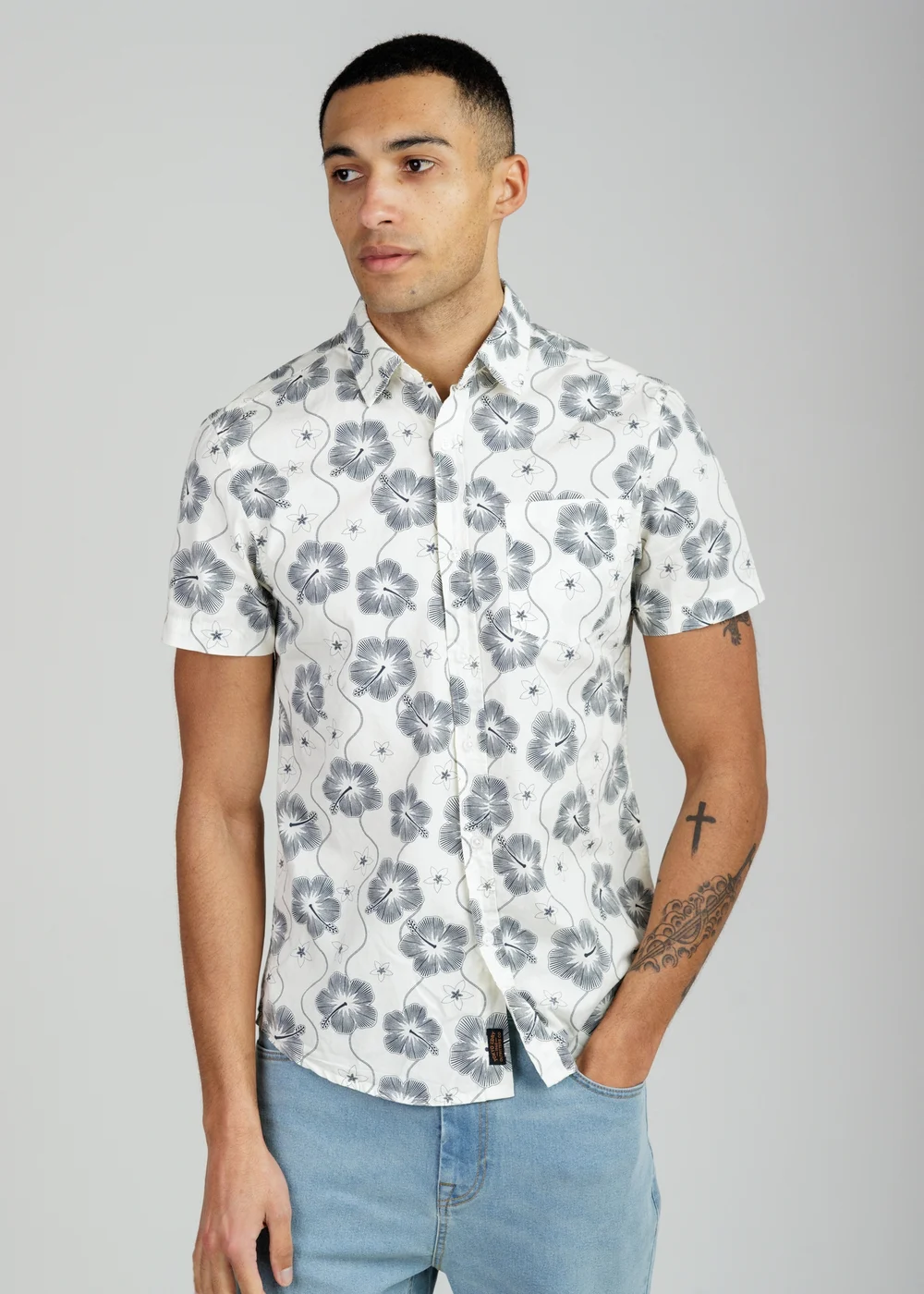 Tokyo Laundry White Cotton Poplin Button Up Shirt With Abstract Floral Print - M Image 1