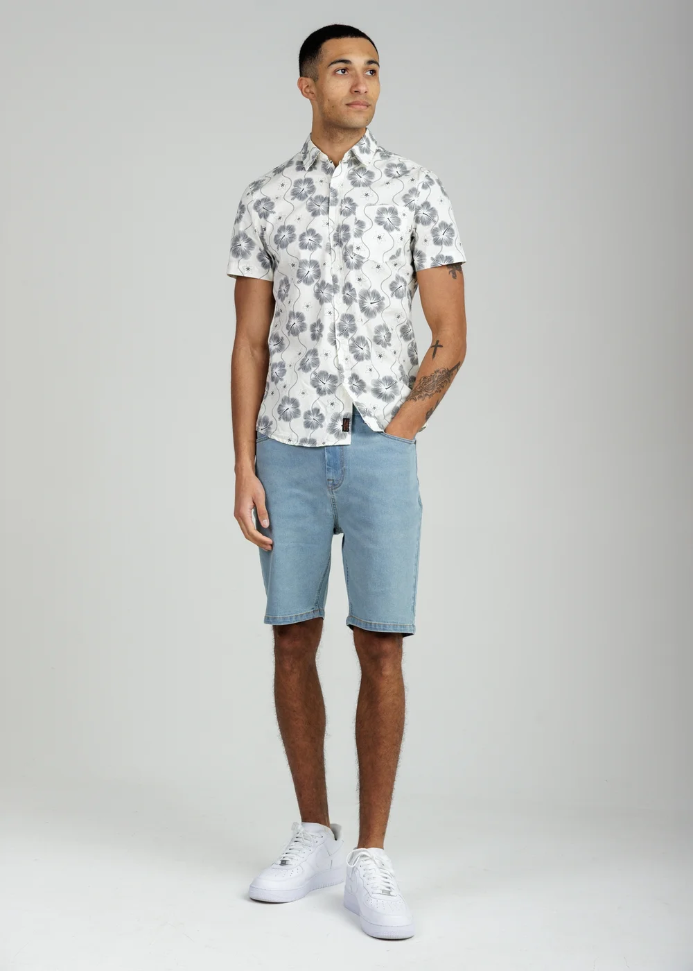 Tokyo Laundry White Cotton Poplin Button Up Shirt With Abstract Floral Print - M Image 4