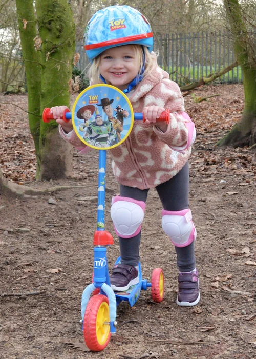 Toy Story Multi Coloured Deluxe Tri Scooter - One Size Image 2