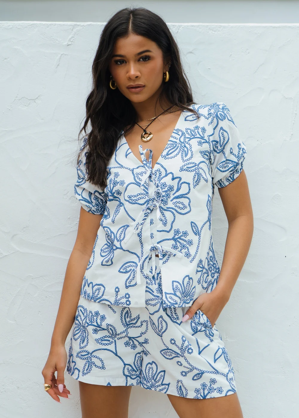 Gini London Blue Textured Floral Print Tie front Top - 14 Image 3