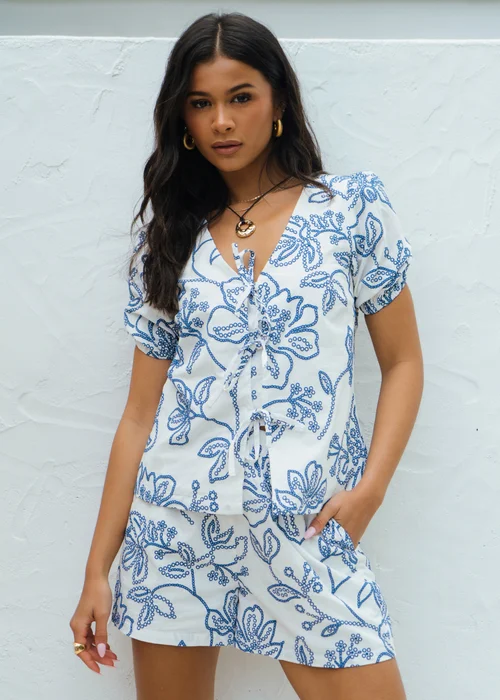 Gini London Blue Textured Floral Print Tie front Top - 14 Image 3