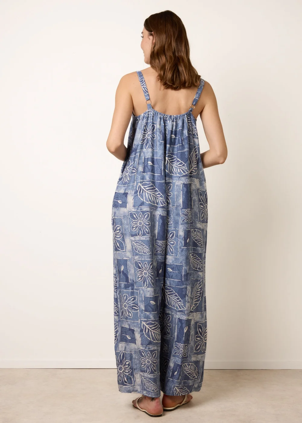 Blue Vanilla Blue Floral Printed Oversized Jumpsuit - M/L Image 4