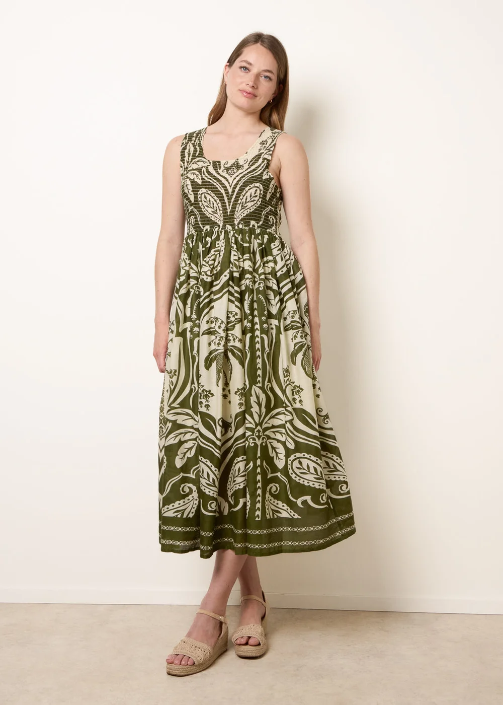 Blue Vanilla Khaki Sleeveless Shirred Dress - L/XL Image 3