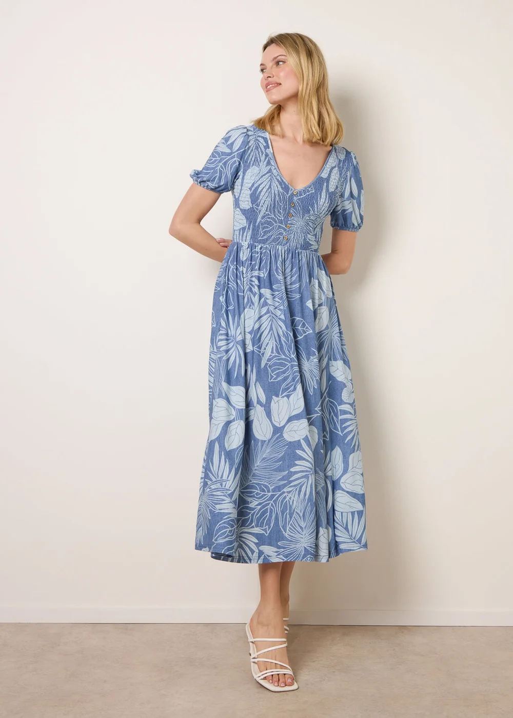 Blue Vanilla Blue Shirred Button V Neck Midi Dress - L Image 3