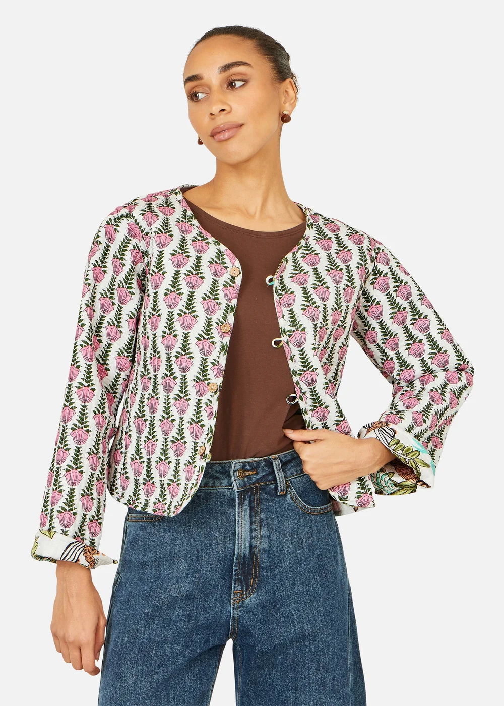 Yumi White Botanical Print Reversible Cotton Quilted Jacket - 14 Image 3