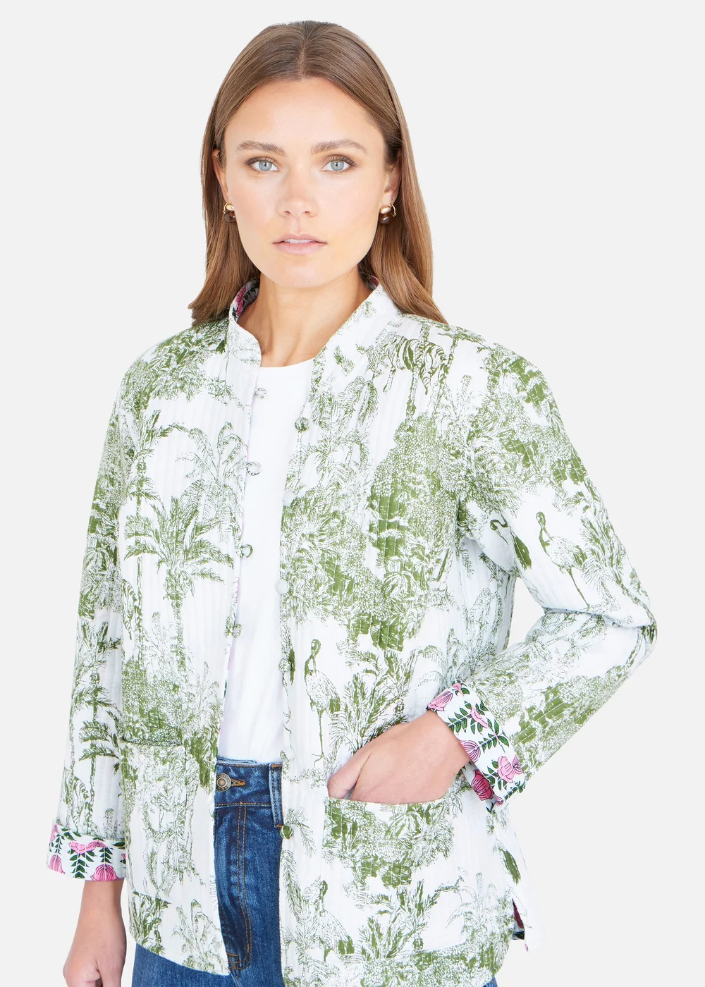 Yumi White Peacock Print Reversible Cotton Quilted Jacket - 12 Image 4
