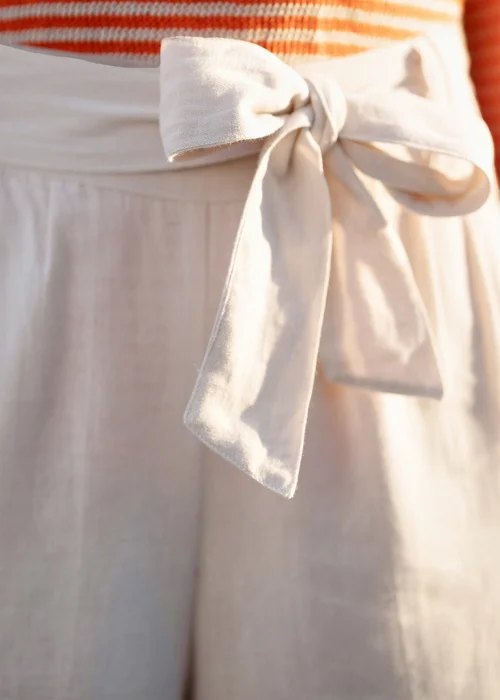 Yumi Natural Linen Mix Cropped Trousers With Tie Belt - 10 Image 3