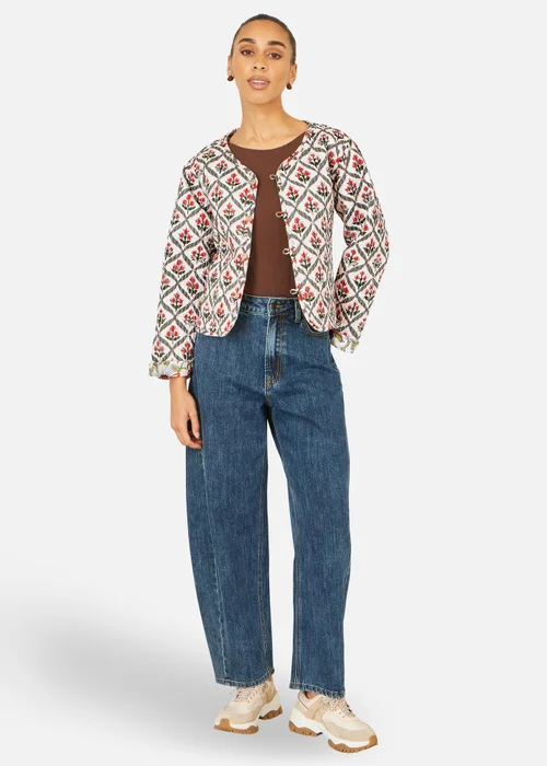 Yumi White Peacock Print Reversible Cotton Quilted Jacket - 12 Image 3