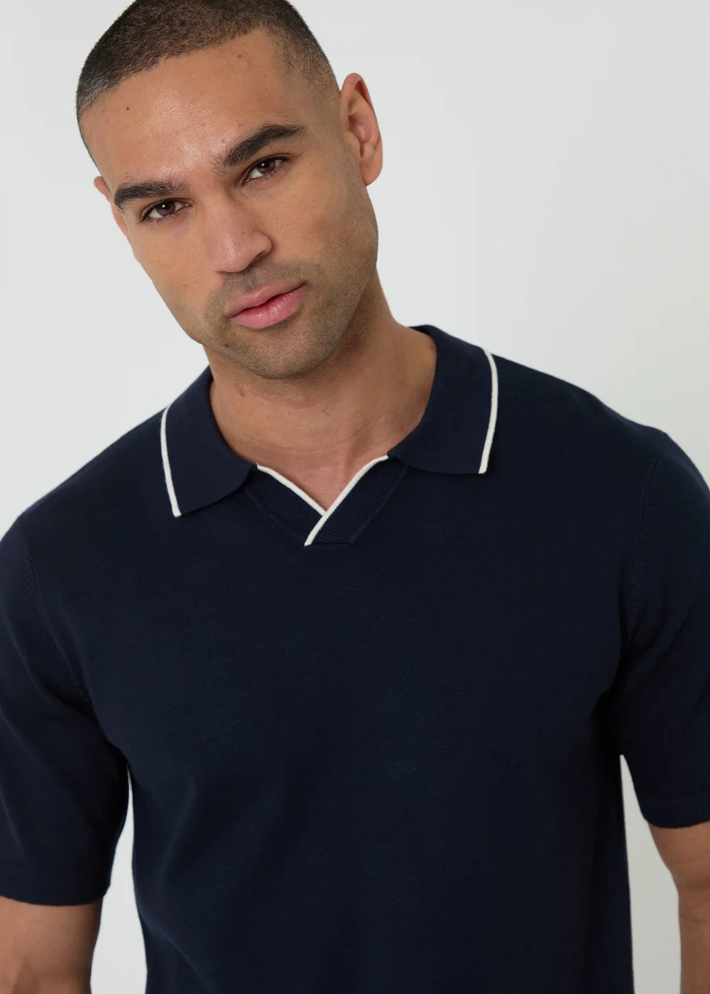 Threadbare Navy Knitted Contrast Tipping Trophy Neck Polo - L Image 4