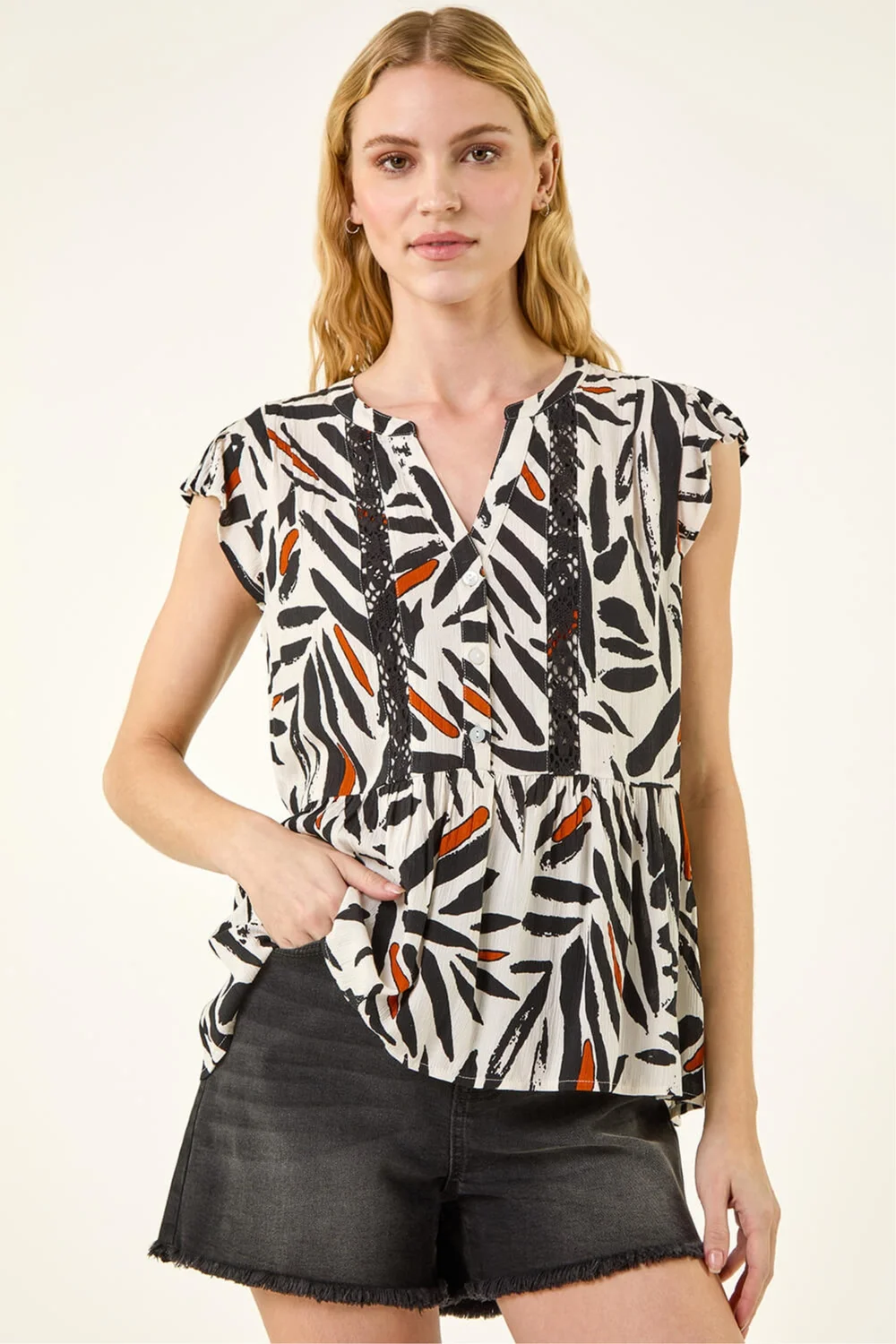 Roman Black Abstract Print Lace Tunic Top - 14 Image 1