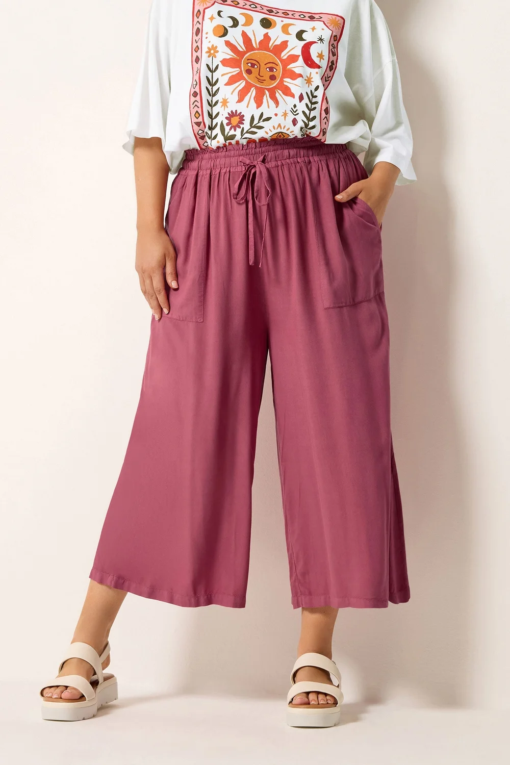 Yours Curve Red Chambray Culottes - 30-32 Image 1