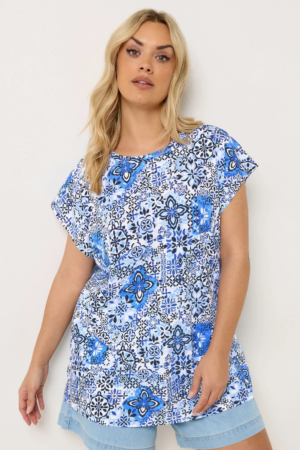 Yours Curve Blue Mosaic Print T-Shirt - 26-28 Image 1