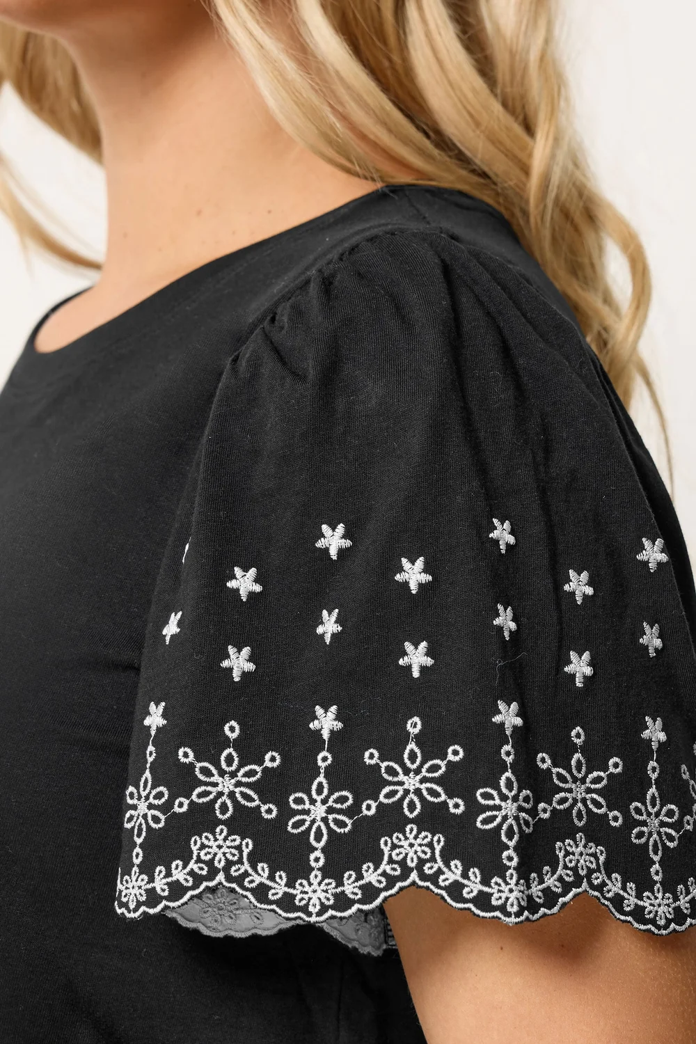 Yours Curve Black Embroidered Sleeve T-Shirt - 18 Image 4