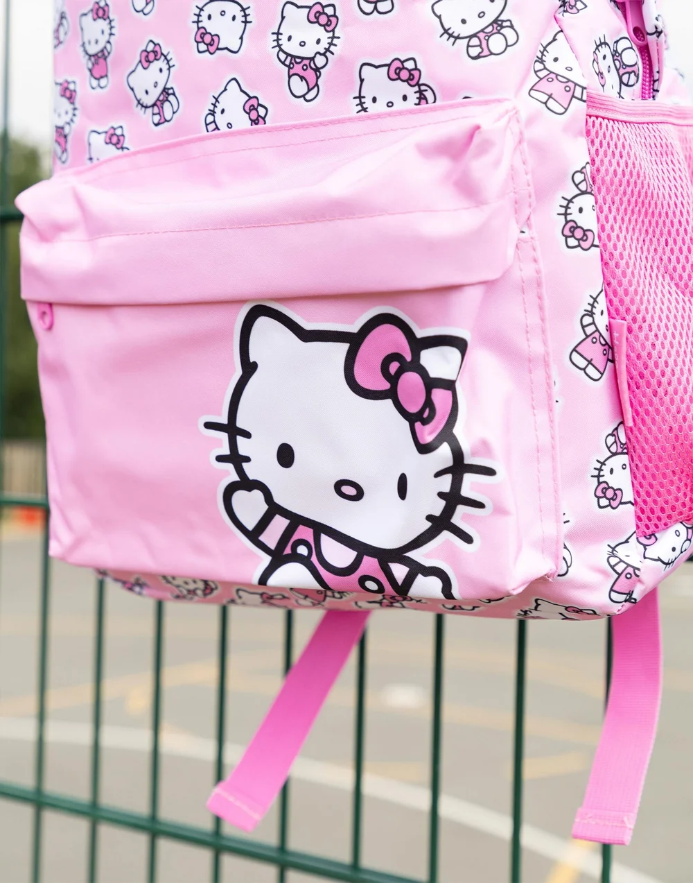 Vanilla Underground Hello Kitty Girls Pink Character Backpack (One Size) - One Size Image 2