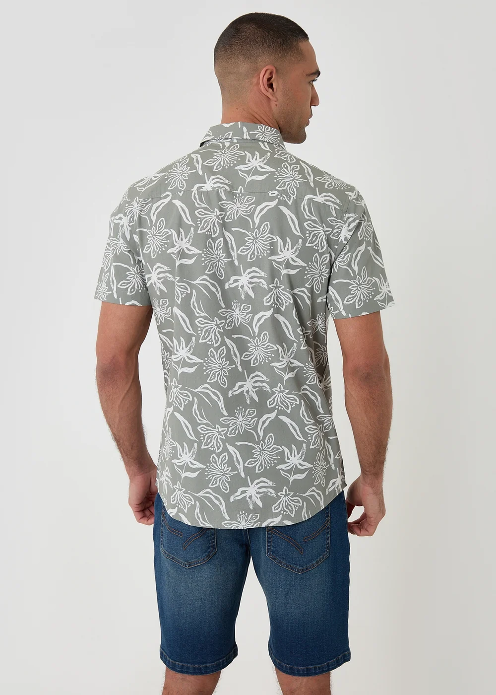 Threadbare Soft Green Tropical Print Cotton Short Sleeve Shirt - S Image 2