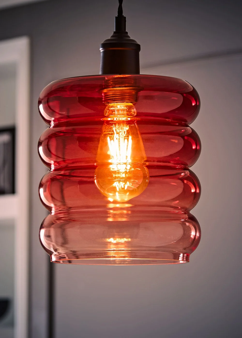 ValueLights Giselle Berry Stacked Glass Easy Fit Shade - One Size Image 2