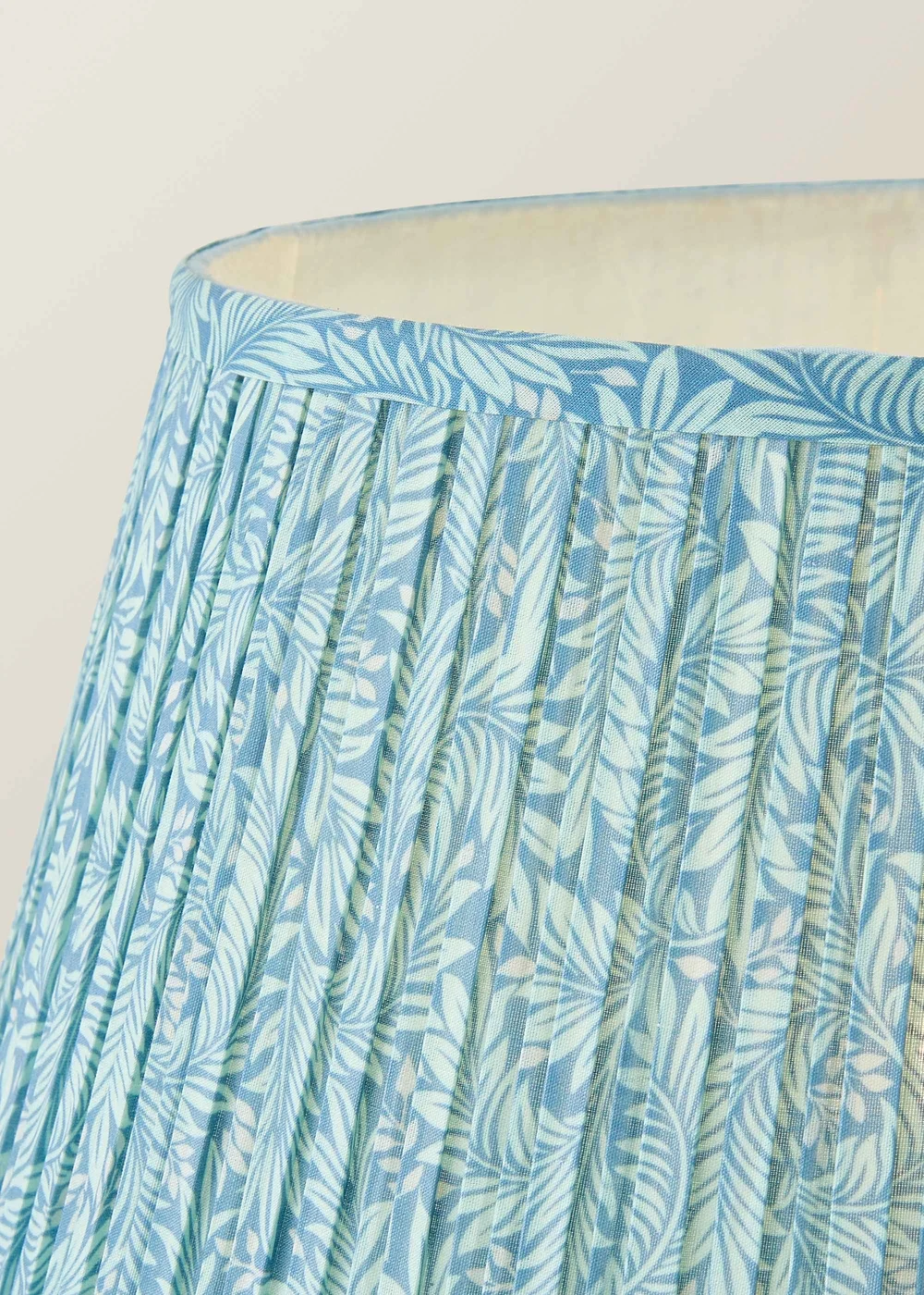 ValueLights Bobble Cream Floor Lamp with Blue Leaf Pleated Shade - One Size Image 4