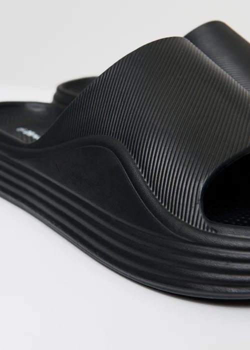 Threadbare Black Chunky Foam Sliders - 7 Image 4