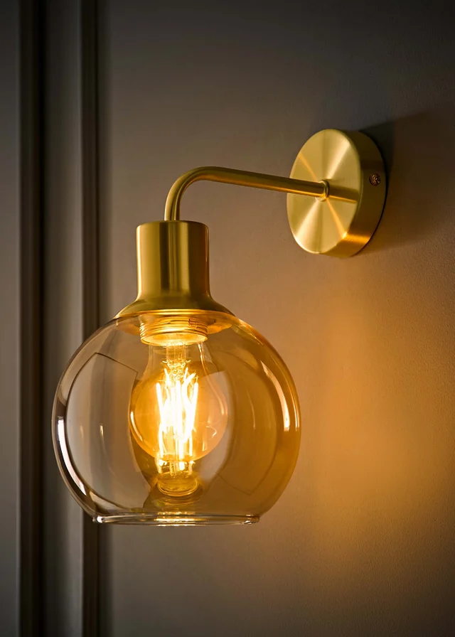 ValueLights Bellamy Brushed Gold Wired Wall Light