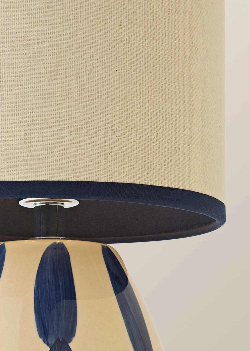 ValueLights Brynn Navy Painted Stripe Table Lamp - One Size Image 4