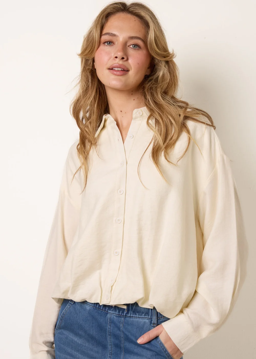 Blue Vanilla Ivory Relaxed Button-Up Shirt - M/L Image 1