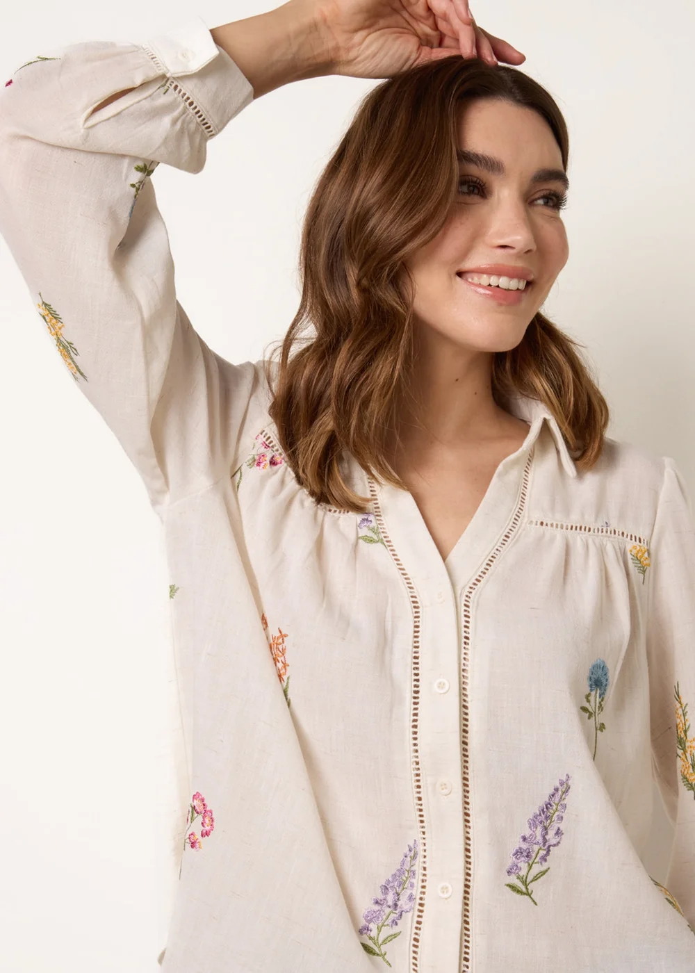 Blue Vanilla Stone Long Sleeve Embroidered Button Front Blouse - L Image 2