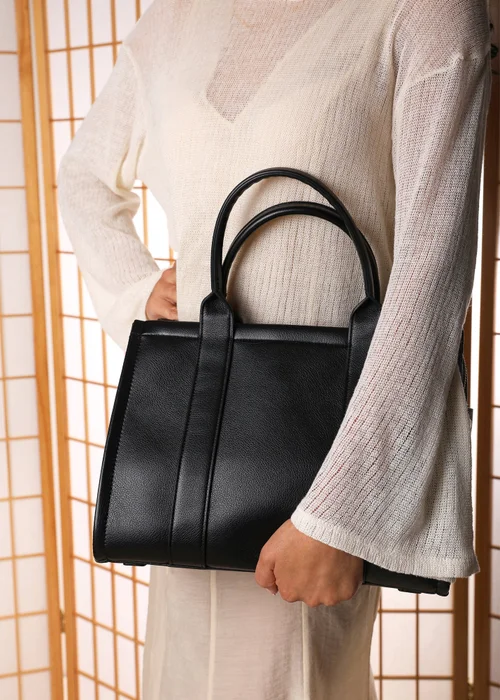 Where's That From Black Quarry Tote Bag With Cross Body Strap - One Size Image 2