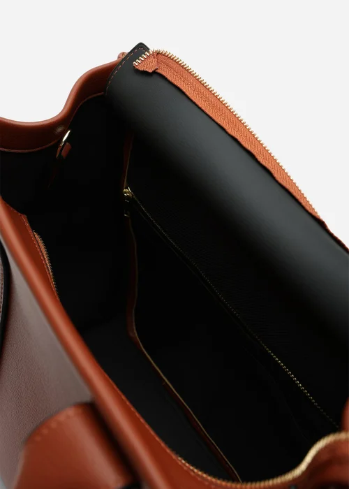 Where's That From Brown Quarry Tote Bag With Cross Body Strap - One Size Image 4