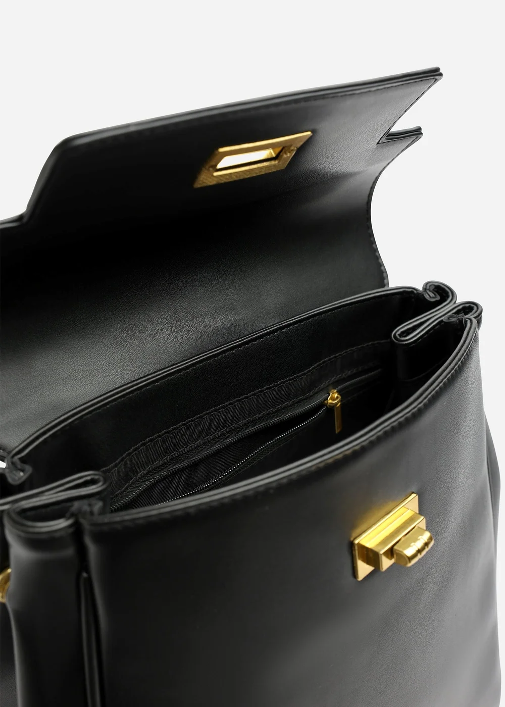 Where's That From Black Yusra Raffia Shoulder Bag With Contrast Front Pocket - One Size Image 4