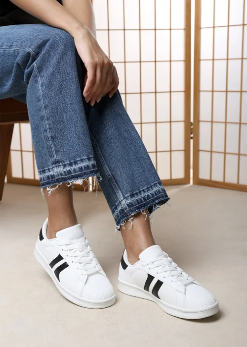 Where's That From Yamileth White Black Stripe Panel Detailed Trainer - 4 Image 1