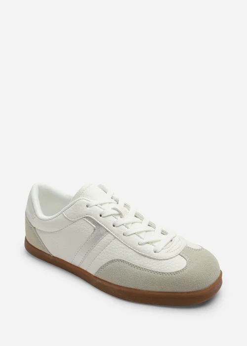 Where's That From Ensley White Silver Low Profile Panel Detailed Trainer - Size 7 Image 3