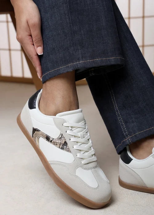 Where's That From Anaiah White Snake Low Profile Side Panel Detailed Trainer - 8 Image 6