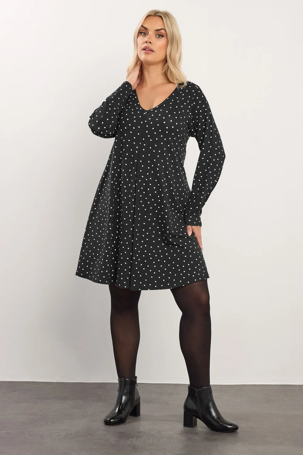 Yours Curve Black Polka Dot Pleat Front Dress - 16 Image 1