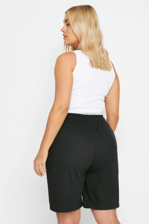 Yours Curve Black Jogger Shorts - 18 Image 3