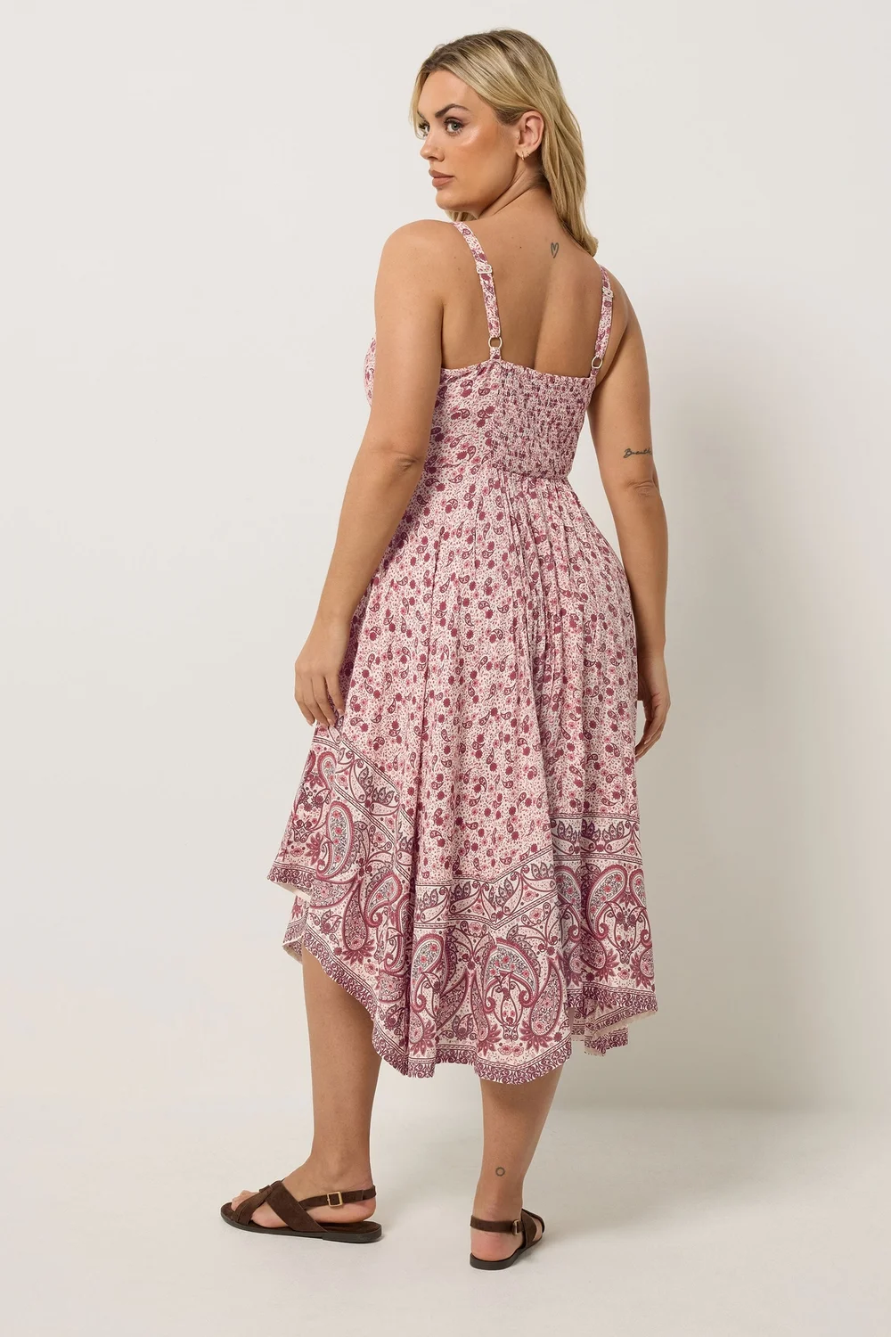 Yours Curve Pink Paisley Print Hanky Hem Dress - 18 Image 3