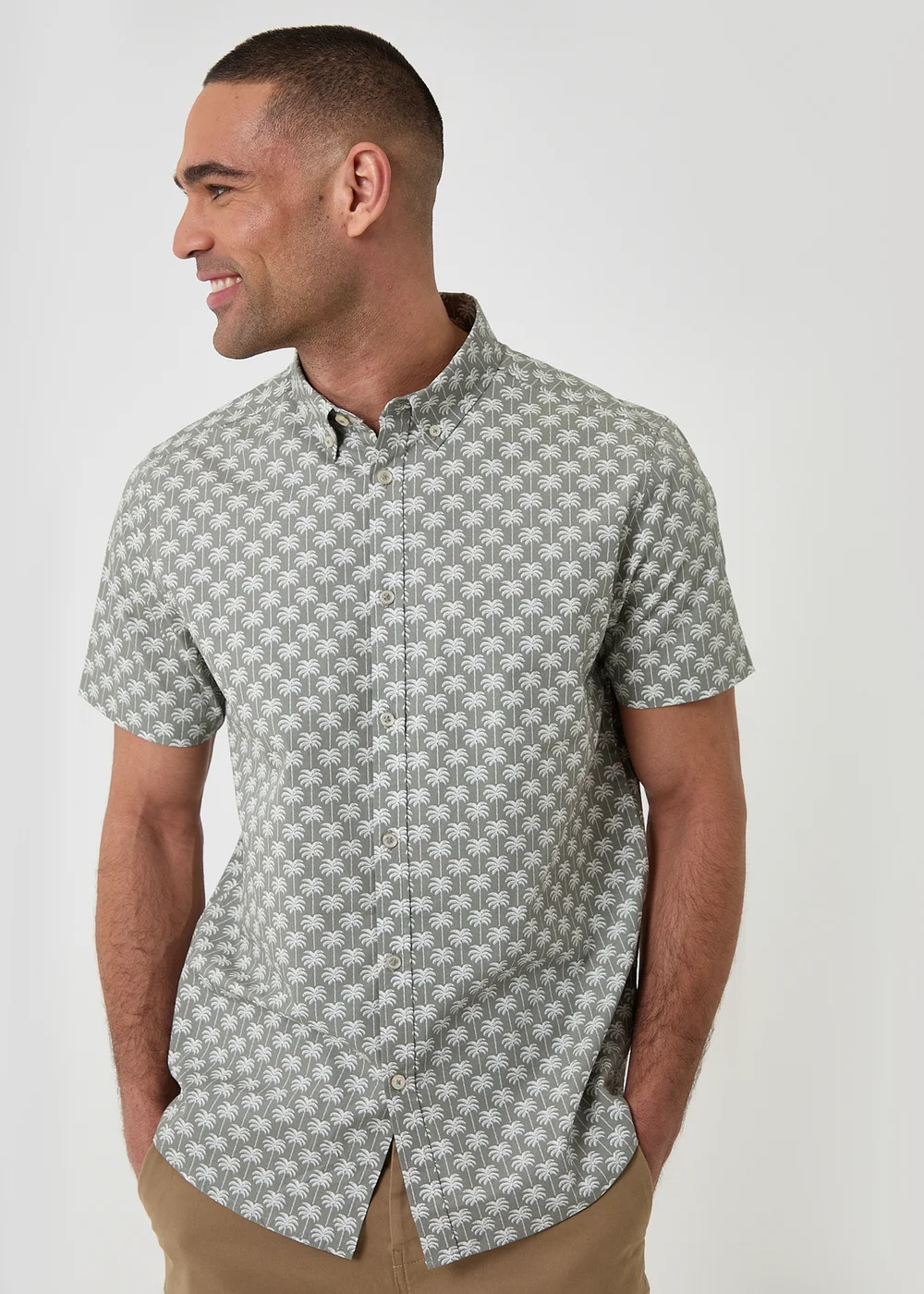 Threadbare Soft Green Palm Tree Print Cotton Poplin Short Sleeve Shirt - L Image 1