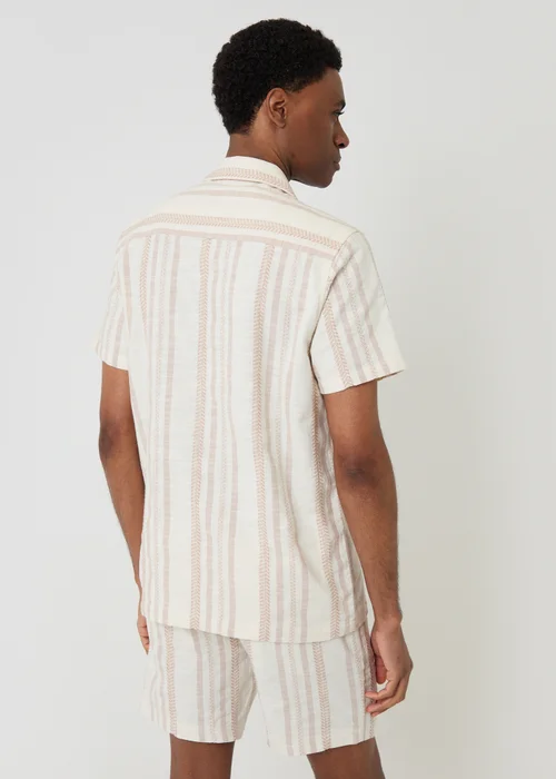 Threadbare Stone Geometric Stripe Textured Cotton Shorts - L Image 2