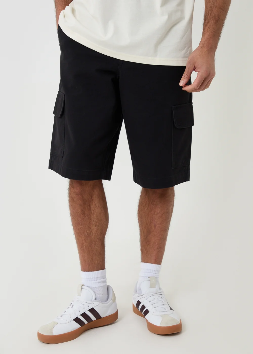 Threadbare Black Baggy Fit Cotton Cargo Shorts - 30/L32 Image 1