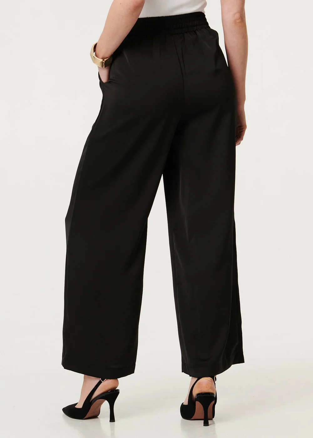 Izabel London Black High Waist Wide Leg Pleat Front Trousers - 10 Image 2