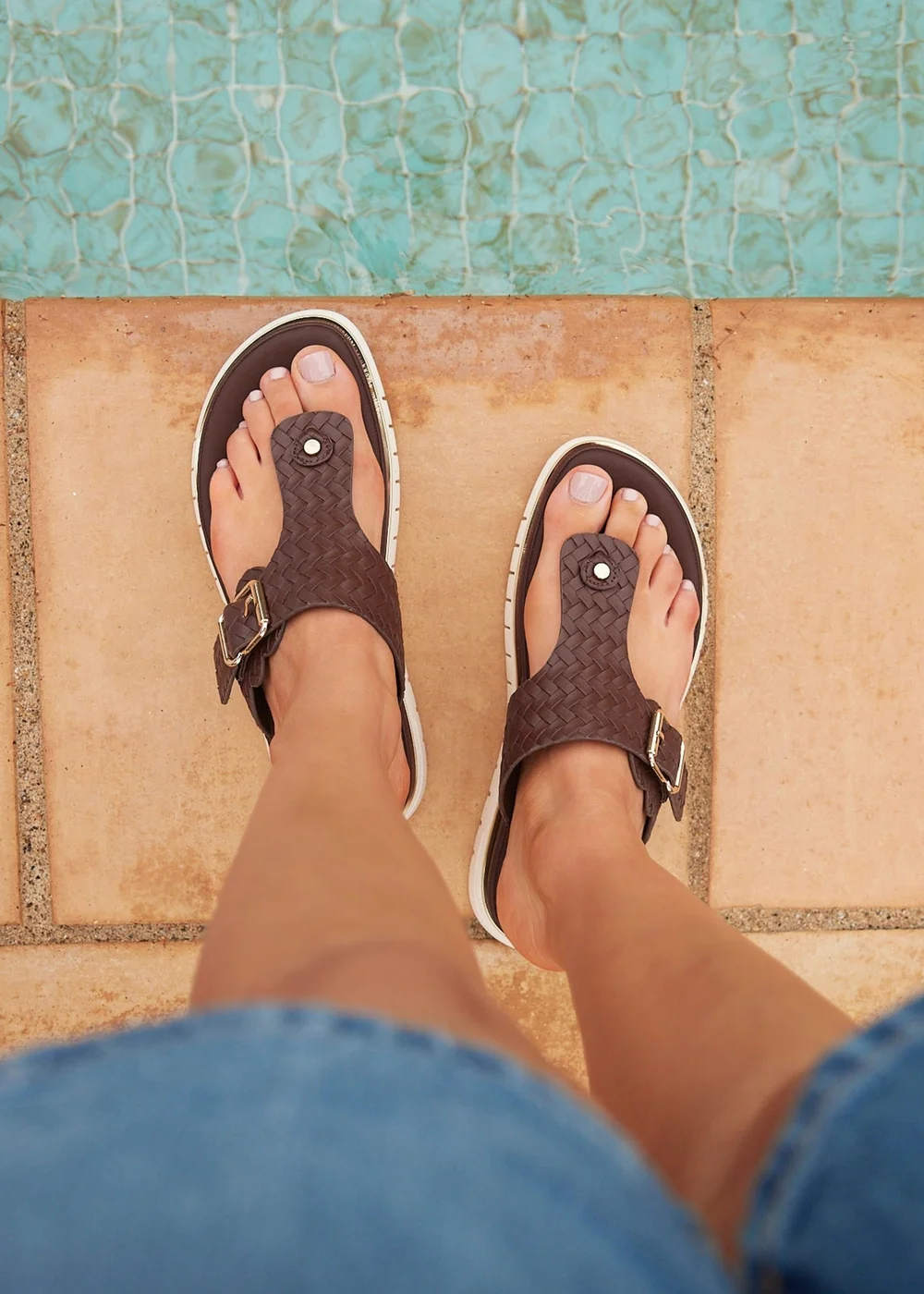 Linzi Jovelle Brown Woven Toe Post Flat Sandal - 3 Image 1