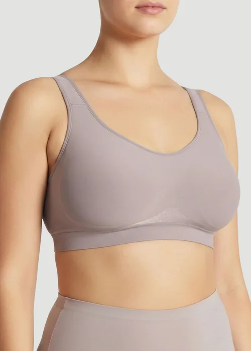 Conturve Adjustable Wire Free Shaper Bra - 2XL Image 2