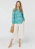 Izabel London Green Leaf Print Long Sleeve Relaxed Blouse - 16 Image 4