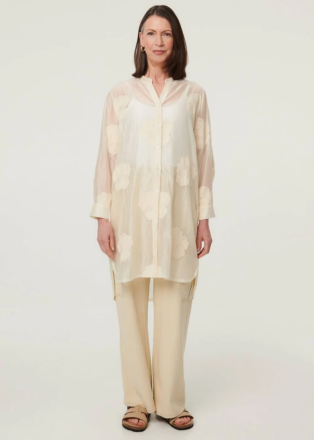 Izabel London White Floral Long Sleeve Longline Shirt - 12 Image 4