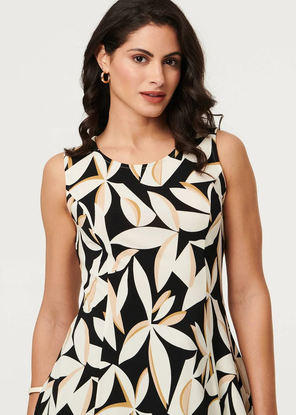 Izabel London Black Leaf Print Sleeveless Peplum Top - 16 Image 3
