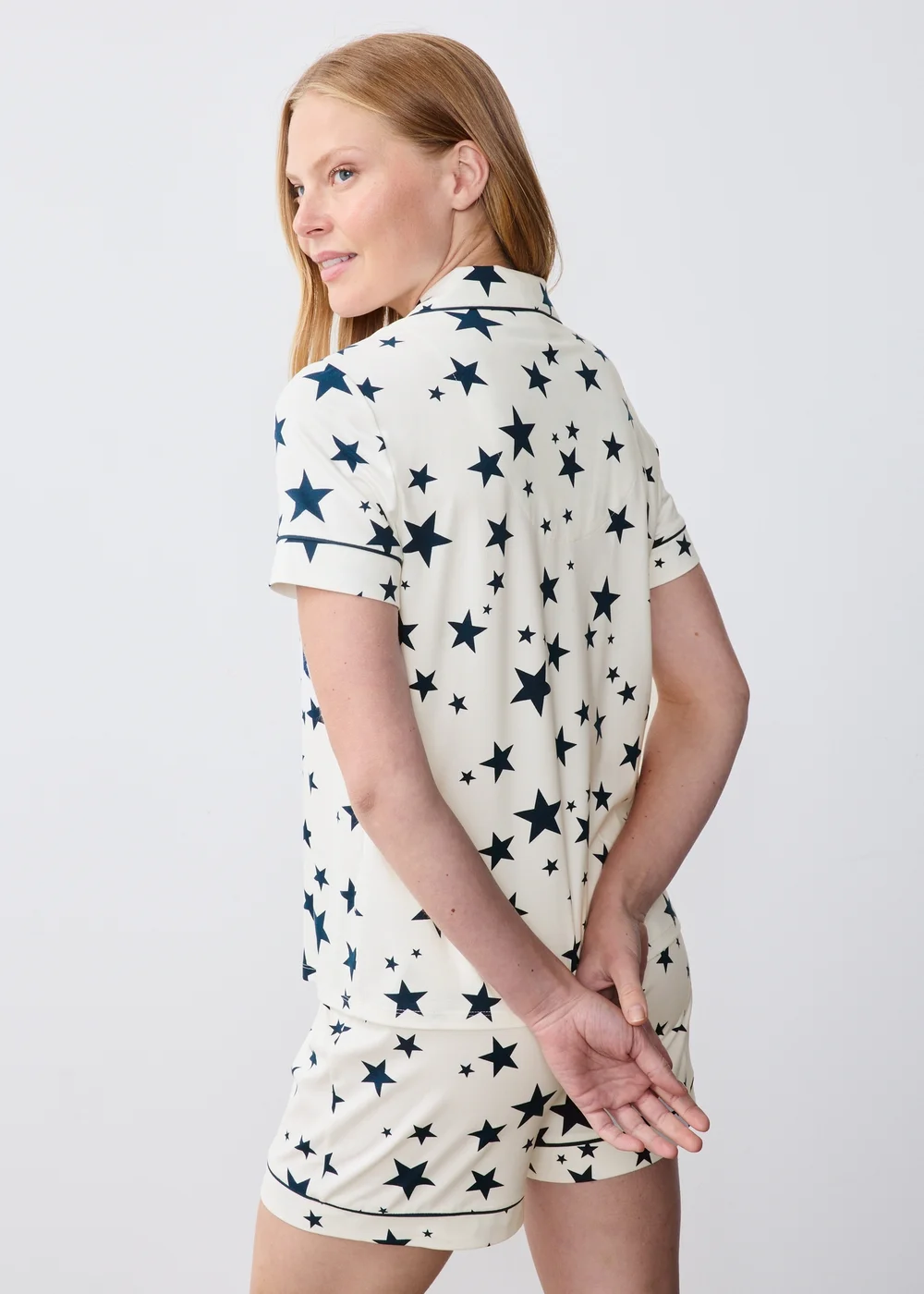 Cream Star Traditional Button Up Short Pyjama Set - S Image 2