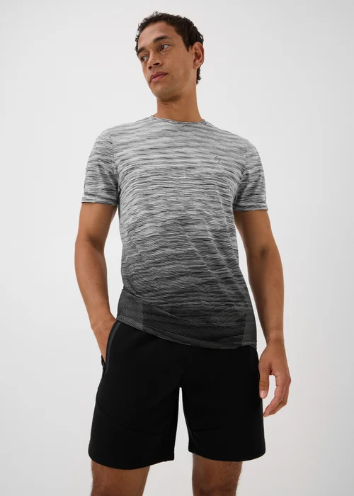Souluxe Black Ombre Space Dye Seamless Sports T-Shirt - S Image 1