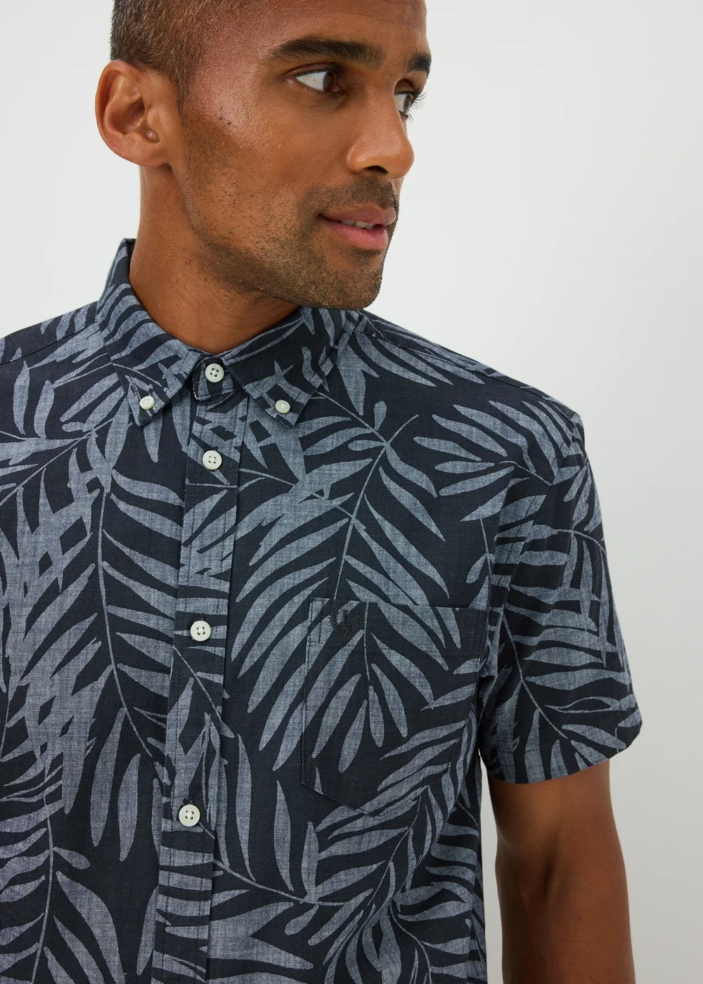 Lincoln Navy Chambray Leaf Printed Shirt - L Image 1