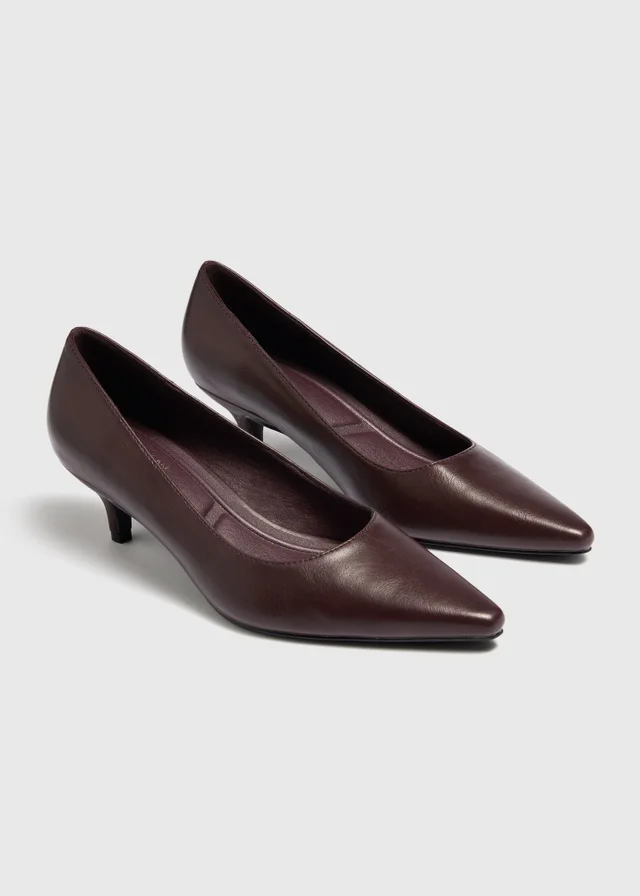 Burgundy Peg Heel Pointed Court Heels