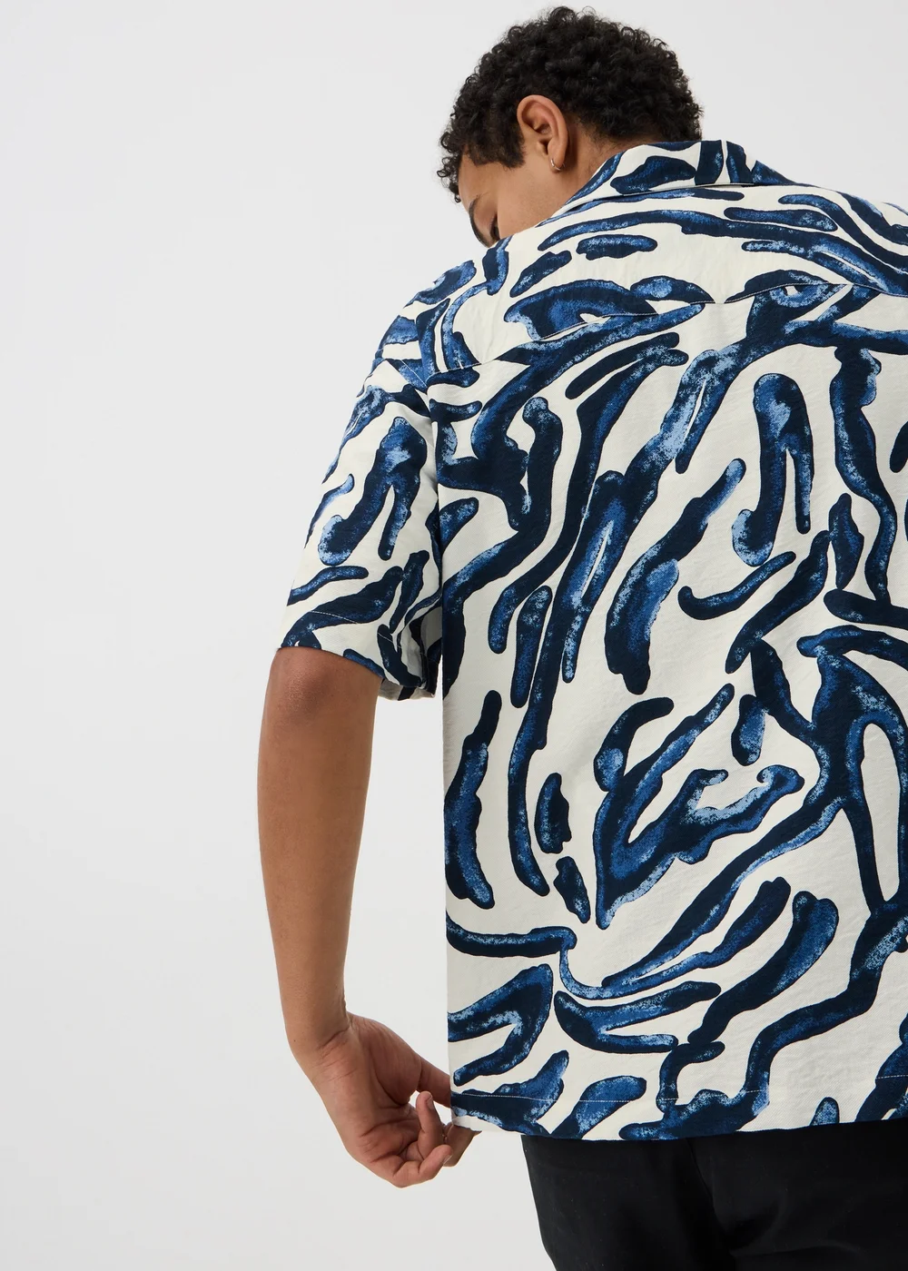 Navy Abstract Relaxed Fit Short Sleeve Shirt - S Image 2