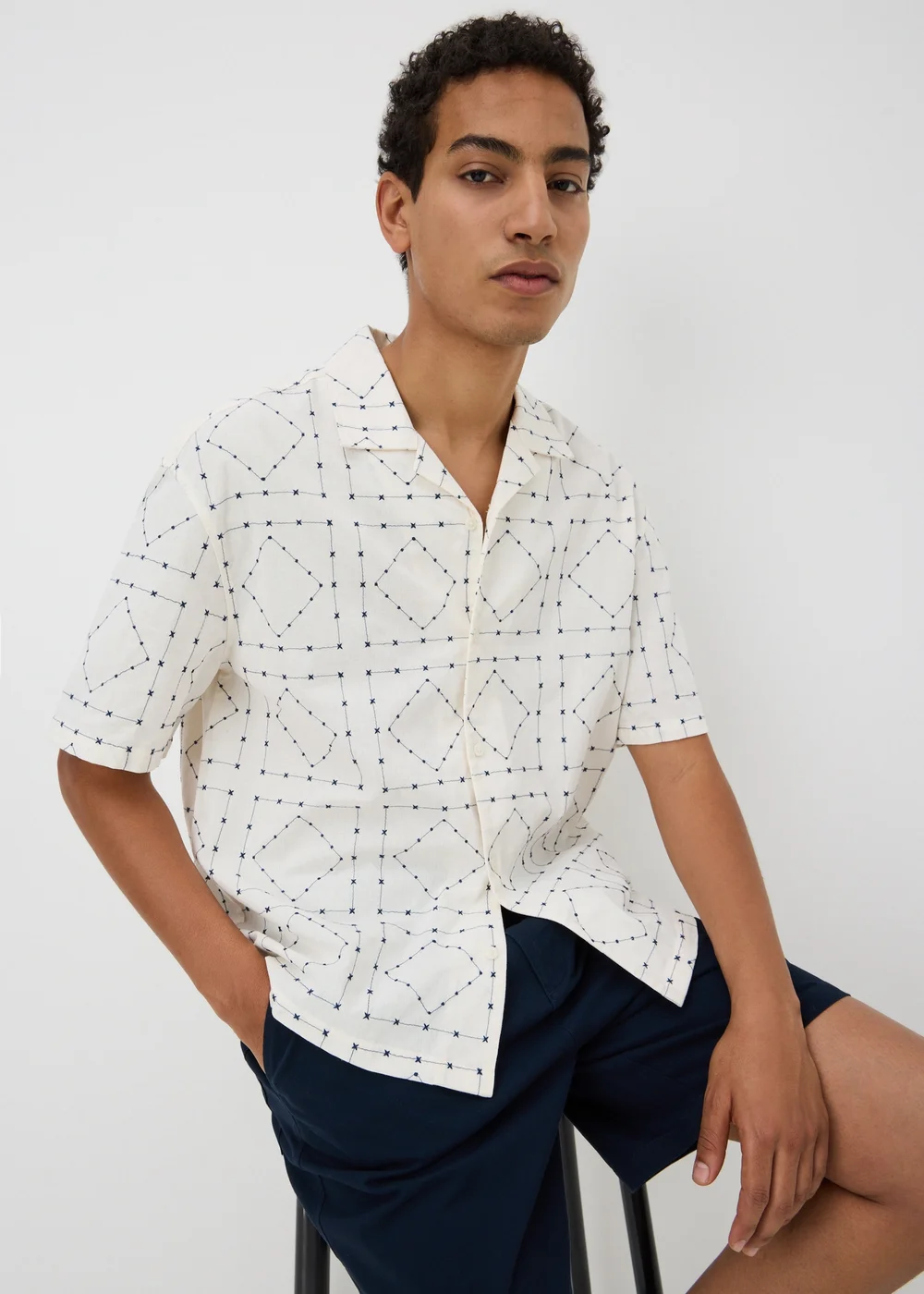 Ecru Square Embroidered Short Sleeve Shirt - S Image 1